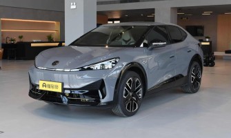 Volkswagen ID.4 та ID.7 — електромобілі нового покоління 2025