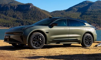 Zeekr 001 — какую комплектацию выбрать: полный гид