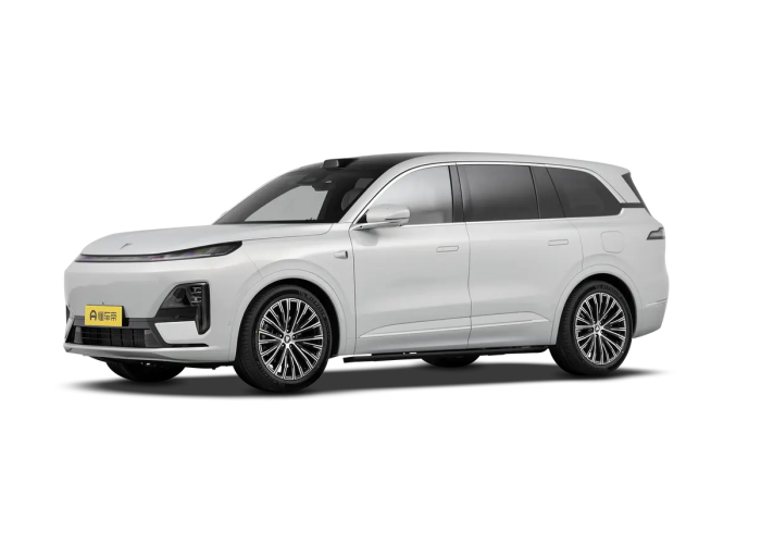 Deepal S09 4WD Ultra, 2025, пробіг 9 тисяч км