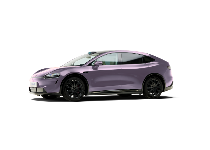 Luxeed R7 PHEV