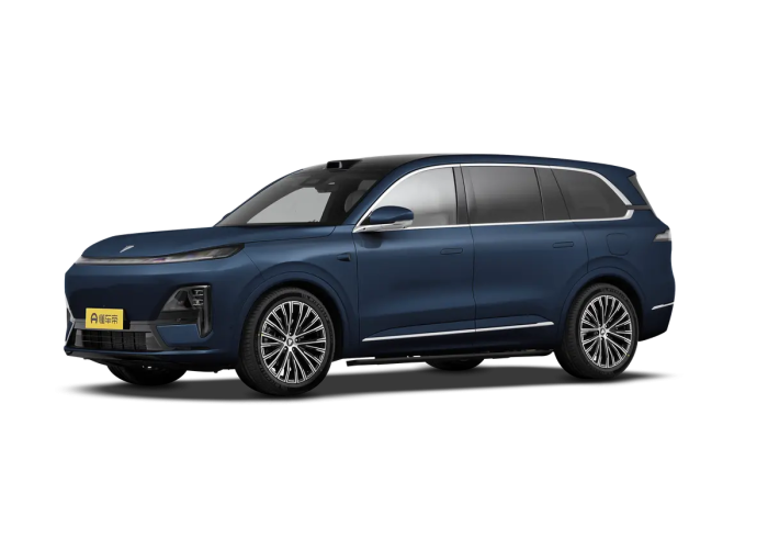 Deepal S09 4WD Ultra, 2025, пробіг 9 тисяч км