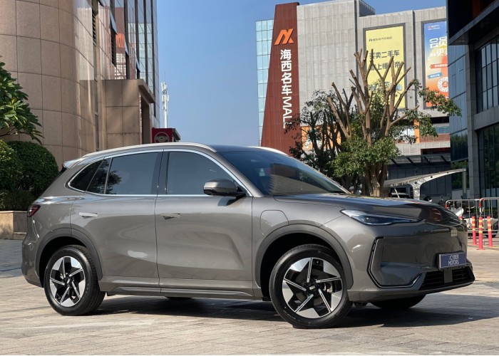 Geely Galaxy E5, 610kmDiscovery+ 2 WD, 2025, пробіг 15 тисяч км