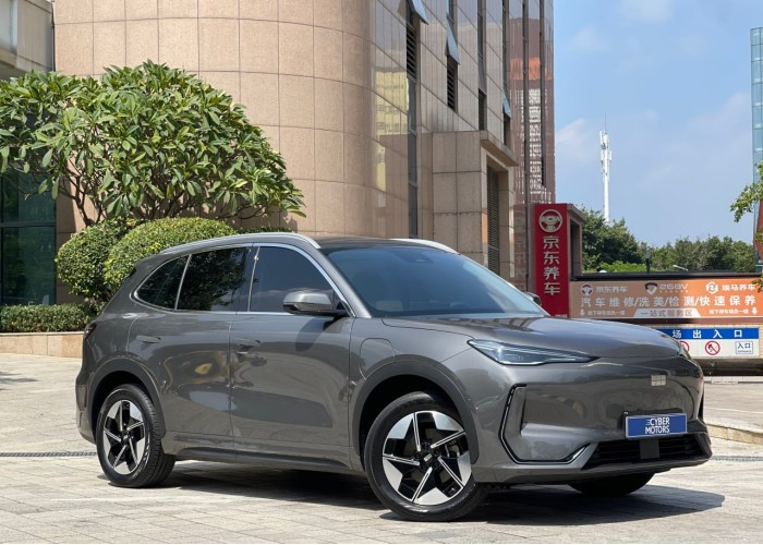 Geely Galaxy E5 2WD, 2025 (7), модель 2026 року, пробіг 15 тисяч км