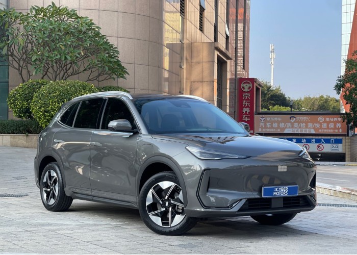 Geely Galaxy E5 2WD, 2025 (7), модель 2026 року, пробіг 6,4 тисячі км