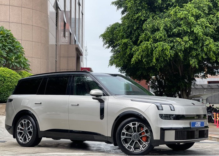 Lynk&Co 900, пробіг 1,3 тисячі км