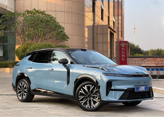 Lynk&Co 08 EM-P Four, Ultra Top 4WD, 2025 (09)