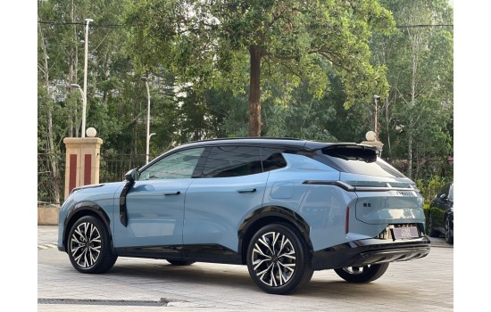 Lynk&Co 08 EM-P Four, Ultra Top 4WD, 2025 (09)