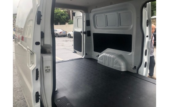 Ruichi EC75 Cargo Van EV, 2025