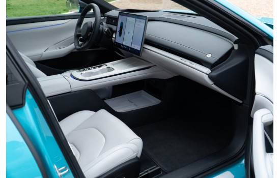 Xiaomi SU7 Max 2024 Blue