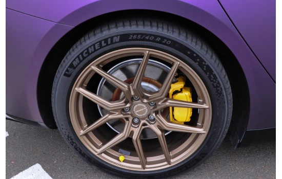 Xiaomi SU7 Max 2024 Violet