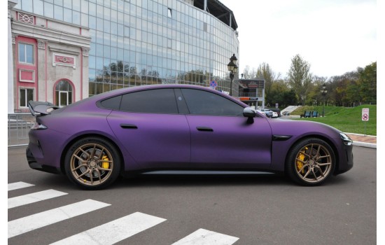 Xiaomi SU7 Max 2024 Violet