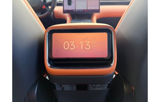 Xiaomi YU7,  Max 4WD, 2025, пробег 6,5 тысяч км