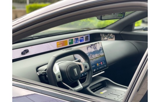 AVATR 12 EV, 4 WD, пробіг 5,8 тисяч км