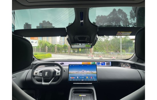 AVATR 12 EV, 4 WD, пробіг 5,8 тисяч км