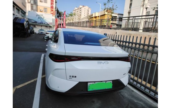 BYD E7, 520км Flagship, 2025, пробіг 13,8 тисяч км