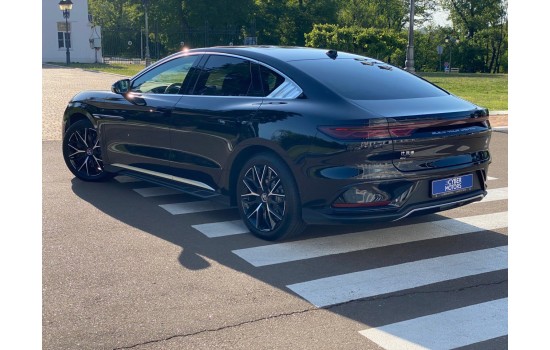 BYD Han EV Black