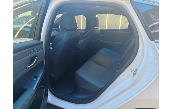 BYD Qin Plus DM-i, 120km Top, батарея 15.87 kwh, 2025 (2)