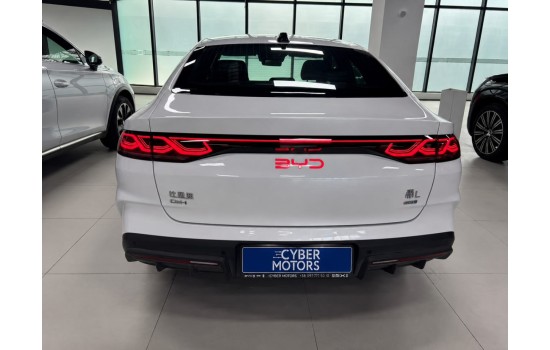 BYD Qin L DM-i, 2025, пробіг 4,7 тисяч км