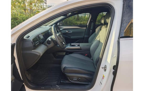 BYD Qin L EV, 545км Surpassing, 2025