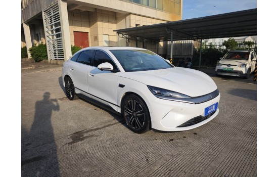BYD Qin L EV, 545км Surpassing, 2025
