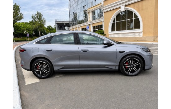 BYD Qin L EV, 545KM Excellent, 2025, пробіг 3 тисячі км