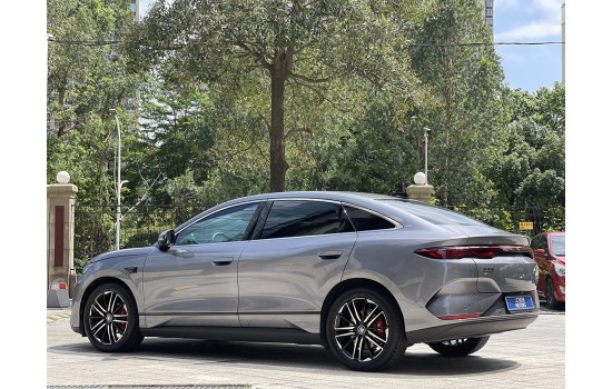 BYD Qin L EV, 545KM Beyond, 2025, пробіг 5 тисяч км