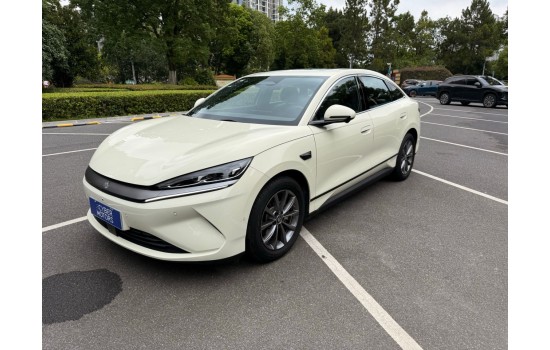 BYD Qin L EV, 2025, пробег 5,6 тисяч км