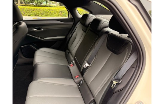 BYD Qin L EV, 2025, пробег 5,6 тисяч км