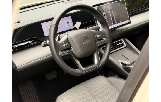 BYD Qin L EV, 2025, пробег 5,6 тисяч км