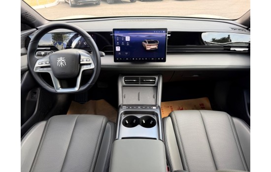 BYD Qin L EV, 2025, пробег 5,6 тисяч км