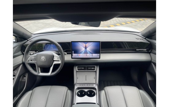 BYD Qin L EV, 545KM Excellent, 2025, пробіг 5 тисяч км