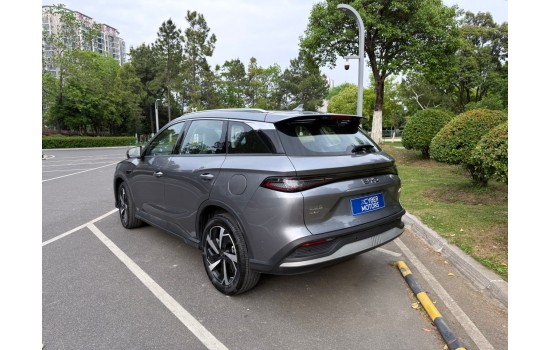 BYD Sea Lion 05 DM-i, 115km Flagship, гибрид, 2025, пробег 2 тысячи км