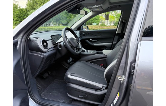 BYD Sea Lion 05 DM-i, 115km Flagship, гибрид, 2025, пробег 2 тысячи км