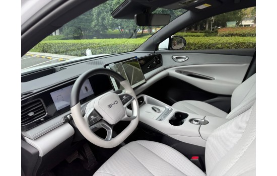 BYD Sea Lion 06 DMi, 205KM Pilot Plus, пробіг 2,4 тисячі км
