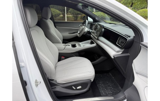 BYD Sea Lion 06 DMi, 205KM Pilot Plus, пробіг 2,4 тисячі км