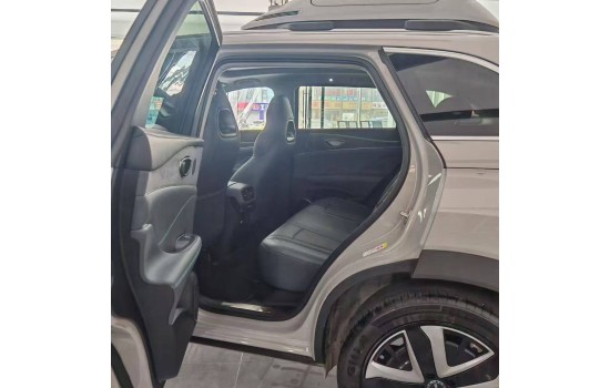 BYD Sea Lion 07 DM-i, гібрид, пробіг 5 тисяч км
