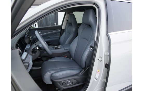 BYD Sea Lion 07 DM-i