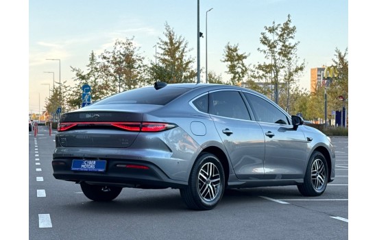 BYD Seal 05 DM-i, 2025, пробіг 5,6 тисяч км