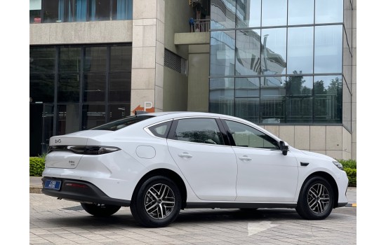 BYD Seal 05 DM-i Flagship, 2025, пробіг 15 тисяч км