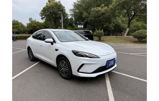 BYD Seal 05 DM-i Flagship, 2025, пробіг 9 тисяч км