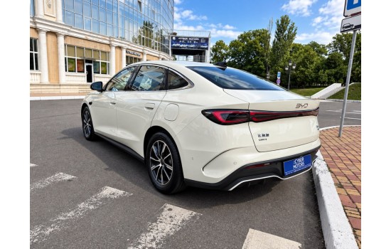 BYD Seal 06 DM-i, 120km Premium, 2025, пробіг 6,4 тисячі км