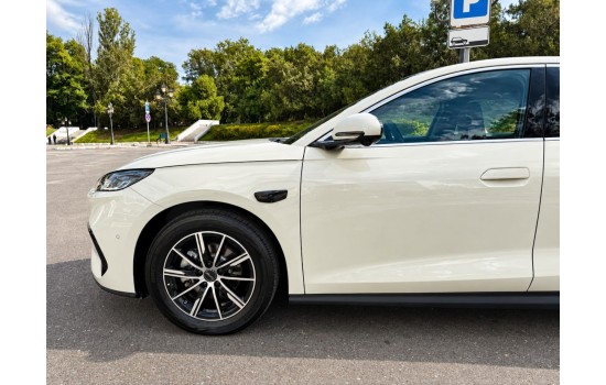 BYD Seal 06 DM-i, 120km Premium, 2025, пробіг 6,4 тисячі км