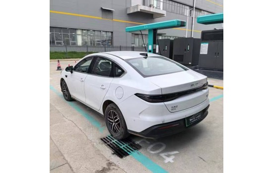 BYD Seal DM-i, 120KM Flagship, гібрид, 2025, пробіг 15,5 тысяч км