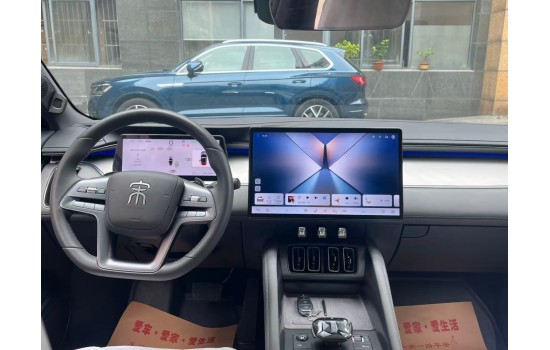 BYD Song L, 2025, пробег 2,4 тысячи км