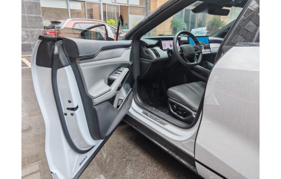 BYD Song L White