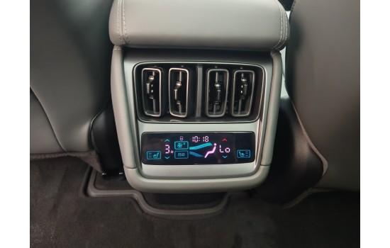 BYD Song L White