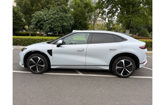 BYD Song L EV, 662km Laser Radar Excellent, 2025, пробіг 9 тисяч км