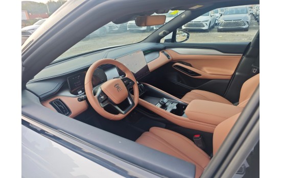 BYD Song L, 2025, пробег 1,8 тысяч км