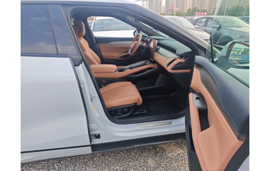 BYD Song L, 2025, пробег 1,8 тысяч км