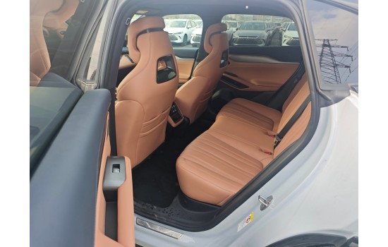 BYD Song L, 2025, пробег 1,8 тысяч км